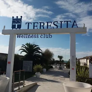https://teresita-wellness-club.it-tuscanyhotel.com